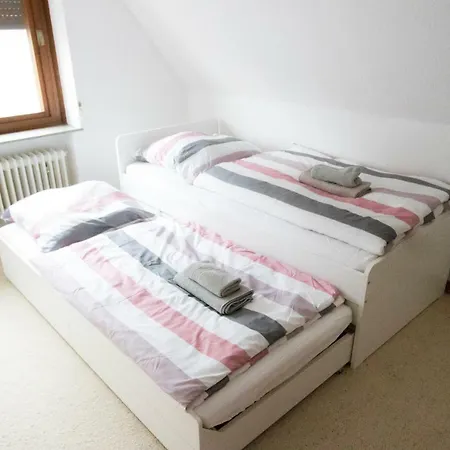 Spacious House & Garden Near Hamburg * Rellingen